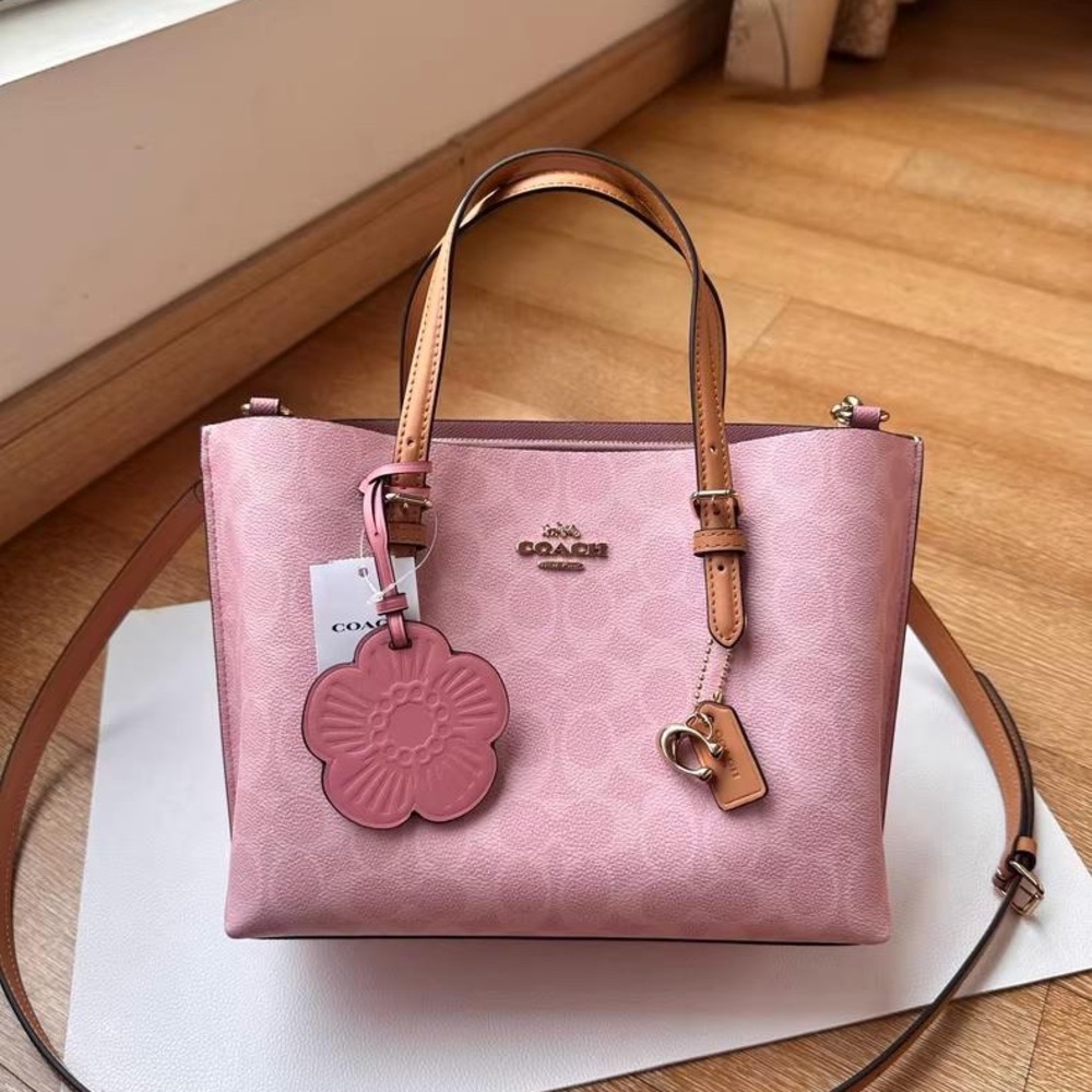 🔆Coach Pink Leather Tote with Tan Handles and Flower Charm